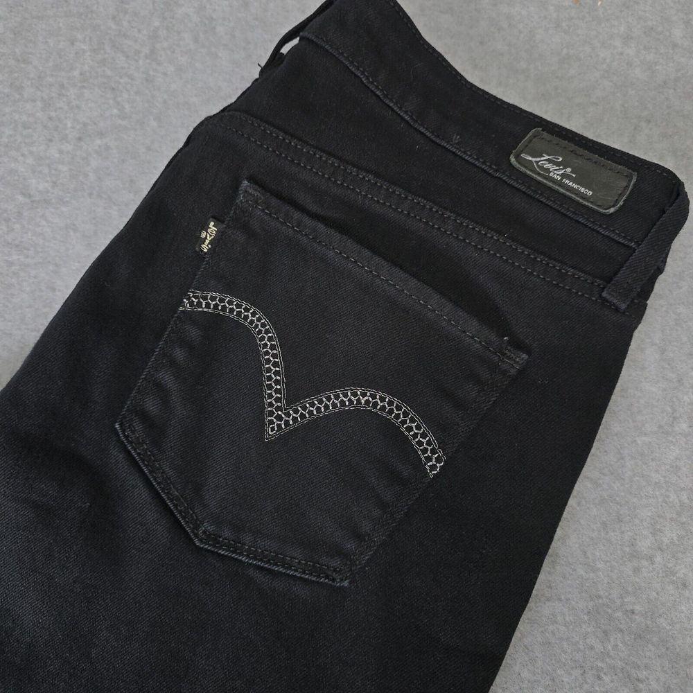 Levi's‎ Jeans Women 33W (Measured) Black Demi Curve Classic Boot Cut Stretch